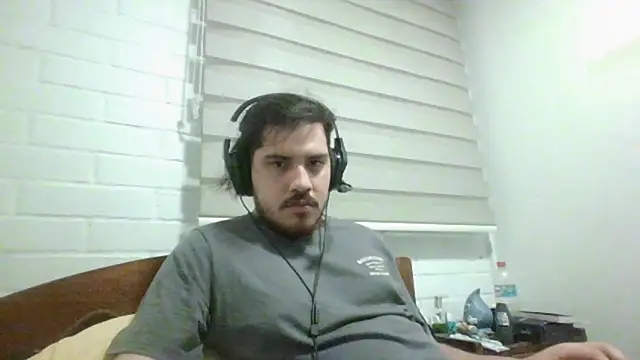 hung weeb online show from 04-01-26, 03:19