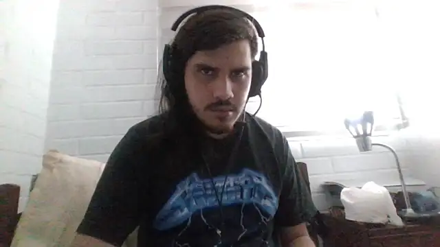 Snapshot of hung_weeb chatting on 03-01-25, 02:37 hung weeb online show from 03-01-25, 02:37