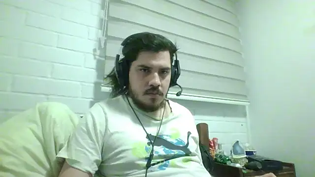 hung weeb online show from 04-06-26, 03:35