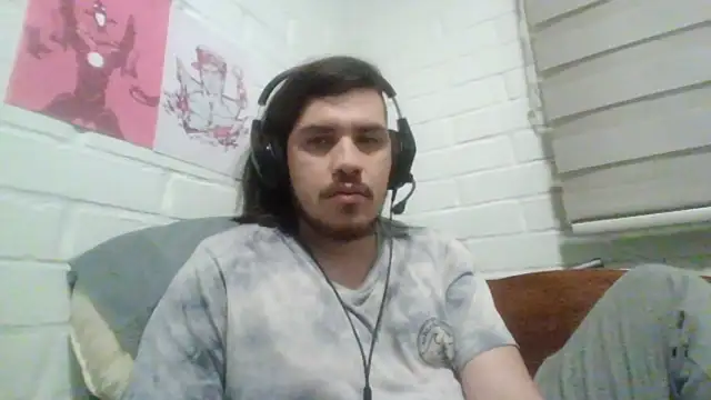 hung weeb online show from 10-28-25, 02:23