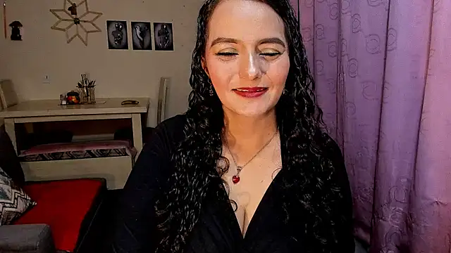 emma luxy online show from 04-12-26, 01:09