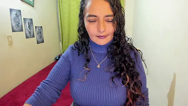 emma luxy online show from 12-29-24, 06:03