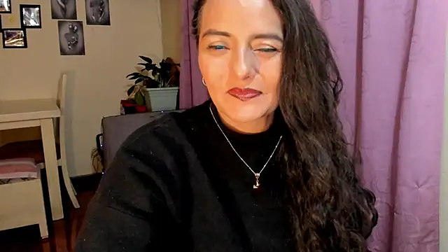 emma luxy online show from 04-02-26, 05:03