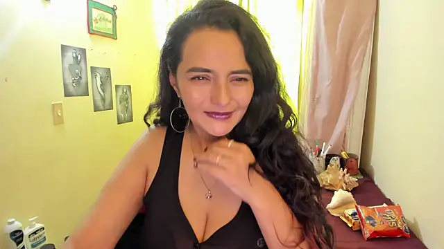 emma luxy online show from 12-23-24, 01:13