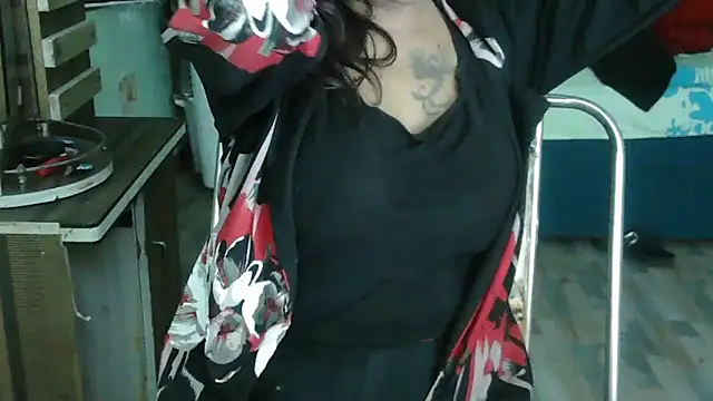 Snapshot of JannatDoll1 chatting on 06-17-26, 09:47 JannatDoll1 online show from 06-17-26, 09:47