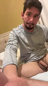 Snapshot of Tomthelong chatting on 03-12-25, 02:09 Tomthelong online show from 03-12-25, 02:09