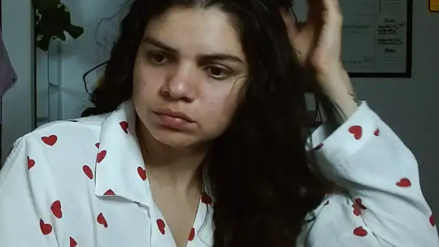 Nikkykora15 online show from 10-28-25, 01:17