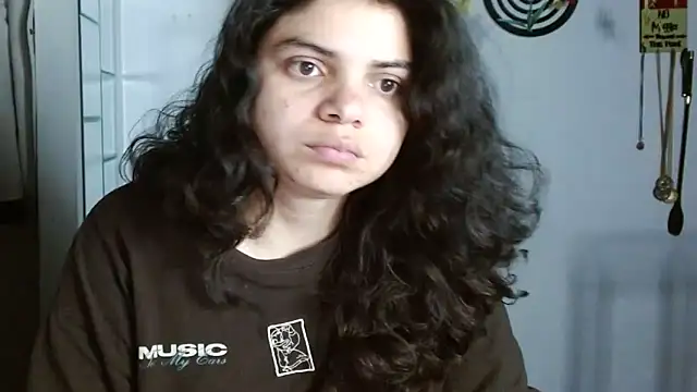 Nikkykora15 online show from 04-10-26, 01:01