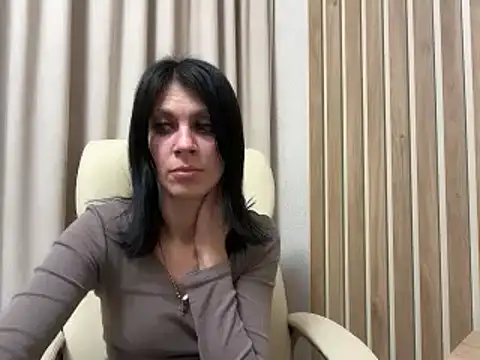 InjaAtHome online show from 10-13-25, 05:58