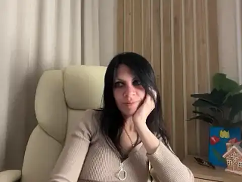 Snapshot of InjaAtHome chatting on 05-24-26, 06:30 InjaAtHome online show from 05-24-26, 06:30