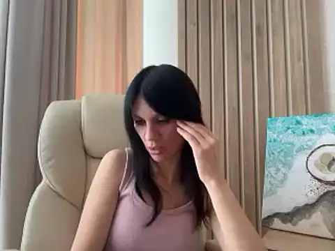 Snapshot of InjaAtHome chatting on 07-10-26, 02:06 InjaAtHome online show from 07-10-26, 02:06