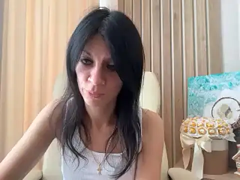 Snapshot of InjaAtHome chatting on 07-30-26, 11:31 InjaAtHome online show from 07-30-26, 11:31