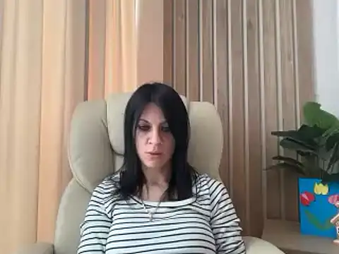 InjaAtHome online show from 04-17-26, 05:32