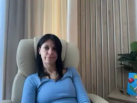 Snapshot of InjaAtHome chatting on 05-26-26, 06:44 InjaAtHome online show from 05-26-26, 06:44