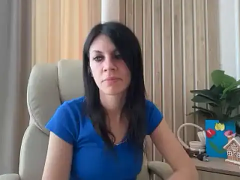 Snapshot of InjaAtHome chatting on 06-28-26, 04:52 InjaAtHome online show from 06-28-26, 04:52