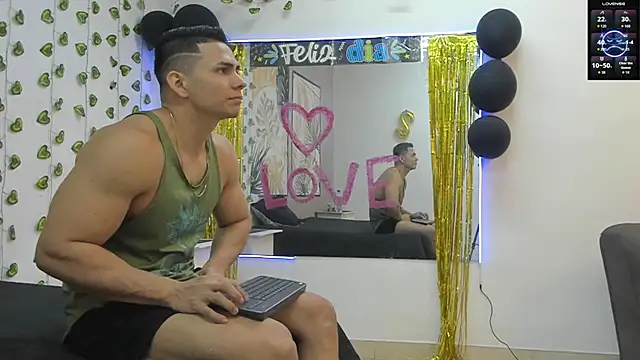 ChoreyTaiylor online show from 09-23-25, 03:19