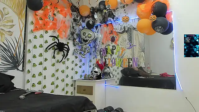 ChoreyTaiylor online show from 10-26-25, 01:11