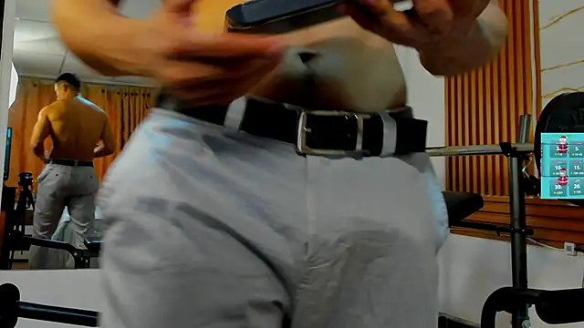 ChoreyTaiylor online show from 12-20-25, 02:53