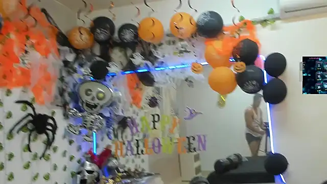 ChoreyTaiylor online show from 10-15-25, 03:20