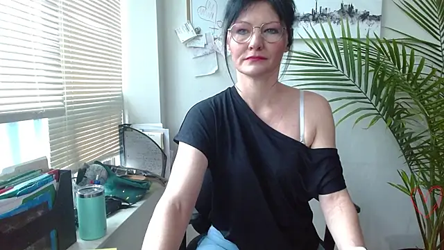 City Kat online show from 04-24-26, 02:30