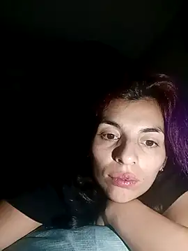 Snapshot of julieth_sex1 chatting on 02-17-25, 04:20 julieth sex1 online show from 02-17-25, 04:20