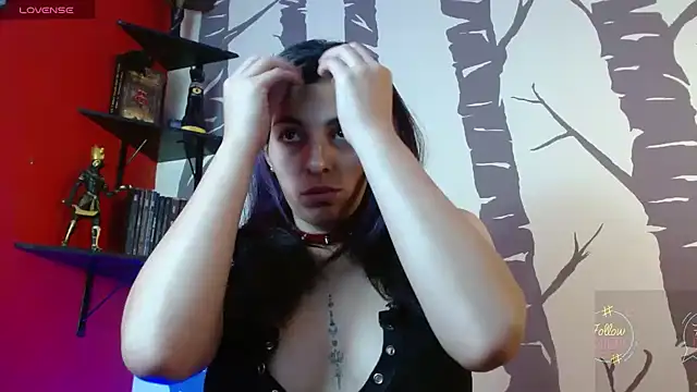 Snapshot of julieth_sex1 chatting on 02-28-25, 09:25 julieth sex1 online show from 02-28-25, 09:25