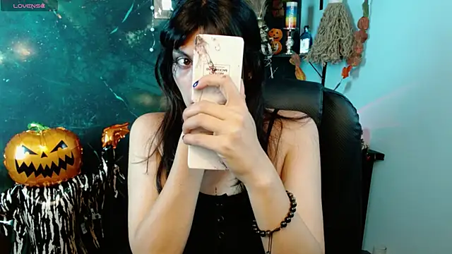Snapshot of julieth_sex1 chatting on 10-04-25, 02:35 julieth sex1 online show from 10-04-25, 02:35