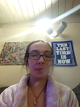 ashleybelle815 online show from 11-12-25, 02:37