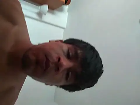 Snapshot of Eiden_allenx chatting on 07-08-26, 06:41 Eiden allenx online show from 07-08-26, 06:41