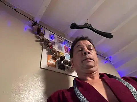 livespanishcouple online show from 12-25-24, 10:27