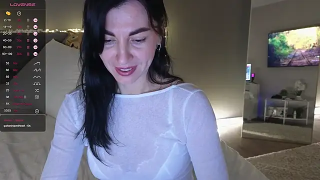 Snapshot of Mary_love16 chatting on 10-25-25, 05:02 Mary love16 online show from 10-25-25, 05:02