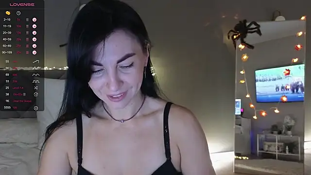 Mary love16 online show from 10-29-25, 06:56