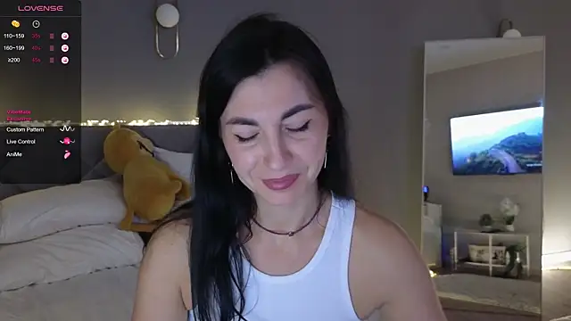 Mary love16 online show from 10-18-25, 01:35