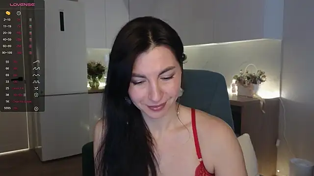 Snapshot of Mary_love16 chatting on 04-27-26, 08:01 Mary love16 online show from 04-27-26, 08:01
