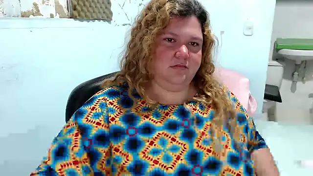 Snapshot of squirt322bbw chatting on 06-14-26, 01:34 squirt322bbw online show from 06-14-26, 01:34