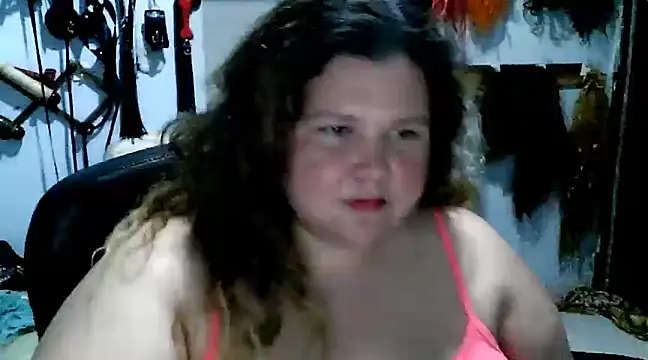 squirt322bbw online show from 03-04-25, 03:00