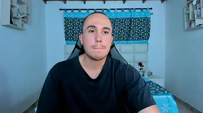 Snapshot of juan__jimenez chatting on 02-10-25, 12:19 juan jimenez online show from 02-10-25, 12:19