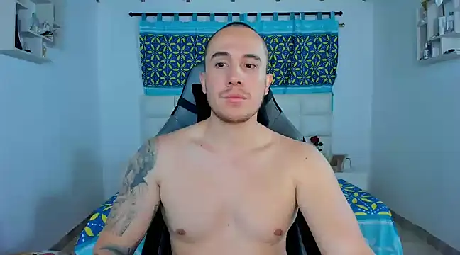 Snapshot of juan__jimenez chatting on 02-13-25, 10:00 juan jimenez online show from 02-13-25, 10:00