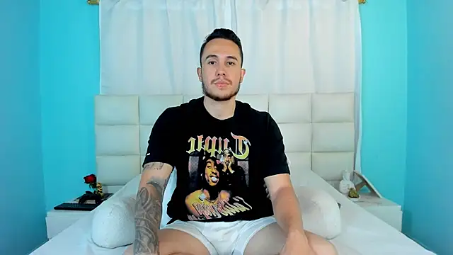 Snapshot of juan__jimenez chatting on 10-15-25, 09:45 juan jimenez online show from 10-15-25, 09:45