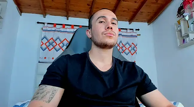 Snapshot of juan__jimenez chatting on 03-18-25, 09:21 juan jimenez online show from 03-18-25, 09:21