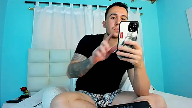 Snapshot of juan__jimenez chatting on 10-18-25, 07:49 juan jimenez online show from 10-18-25, 07:49