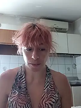 Snapshot of Annarella_Pika chatting on 07-24-26, 12:45 Annarella Pika online show from 07-24-26, 12:45