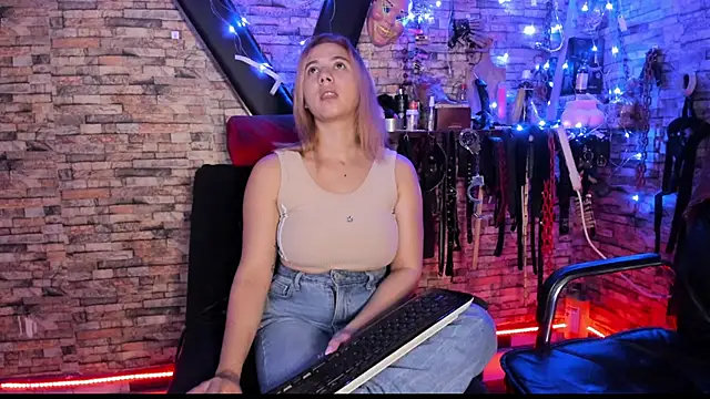 Liltildeman moon online show from 03-11-26, 11:32