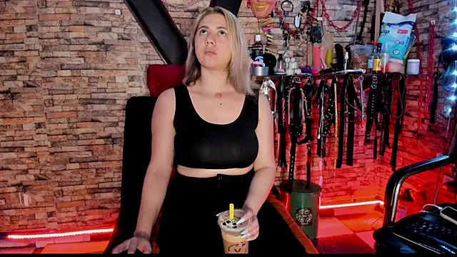 Liltildeman moon online show from 07-10-26, 11:49