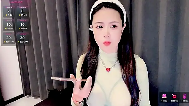 Snapshot of candy-yiyi chatting on 05-14-26, 01:57 candy-yiyi online show from 05-14-26, 01:57
