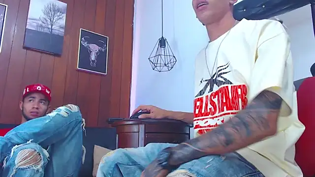 GaboReyes online show from 09-24-25, 04:52