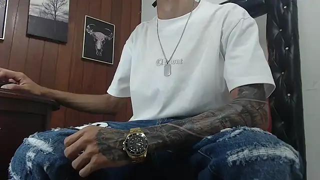 GaboReyes online show from 09-10-25, 03:27