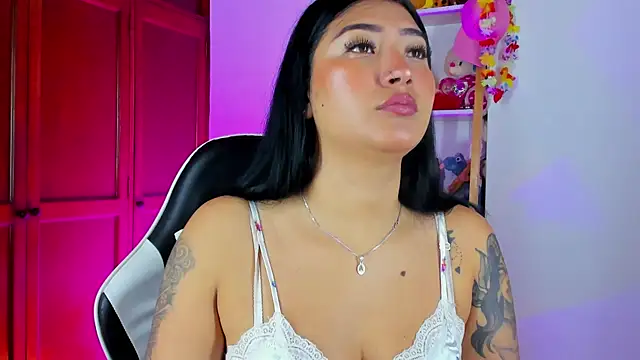 Snapshot of eymy-hadid chatting on 10-10-25, 02:40 eymy-hadid online show from 10-10-25, 02:40