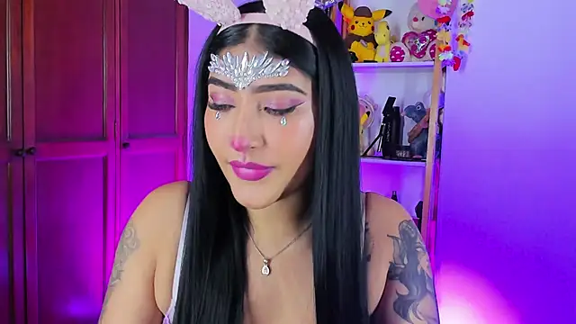 eymy-hadid online show from 10-31-25, 08:05