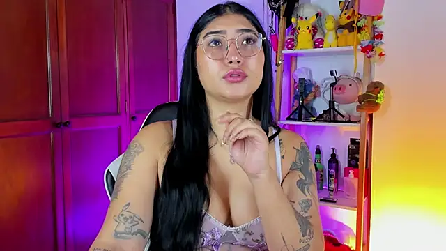 eymy-hadid online show from 12-18-25, 04:22